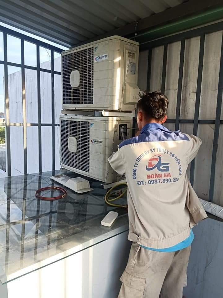 Dịch vụ bơm gas máy lạnh quận Bình Tân