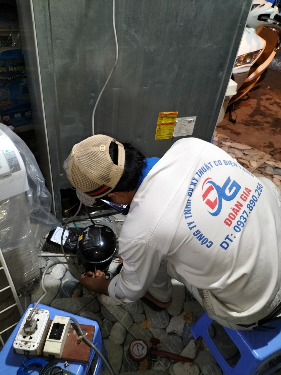 Dịch vụ bơm gas tủ lạnh quận Bình Tân