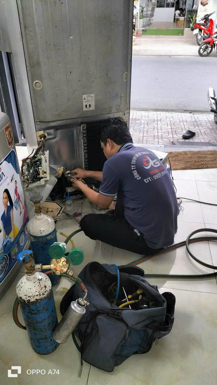 Sửa tủ lạnh bị ngắt liên tục