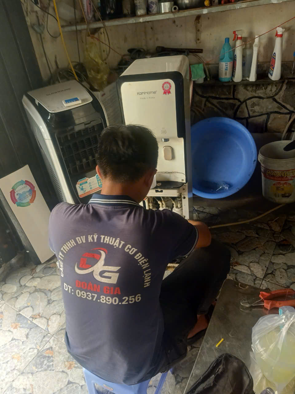 Sửa máy lọc nước bị rò rỉ nước 1