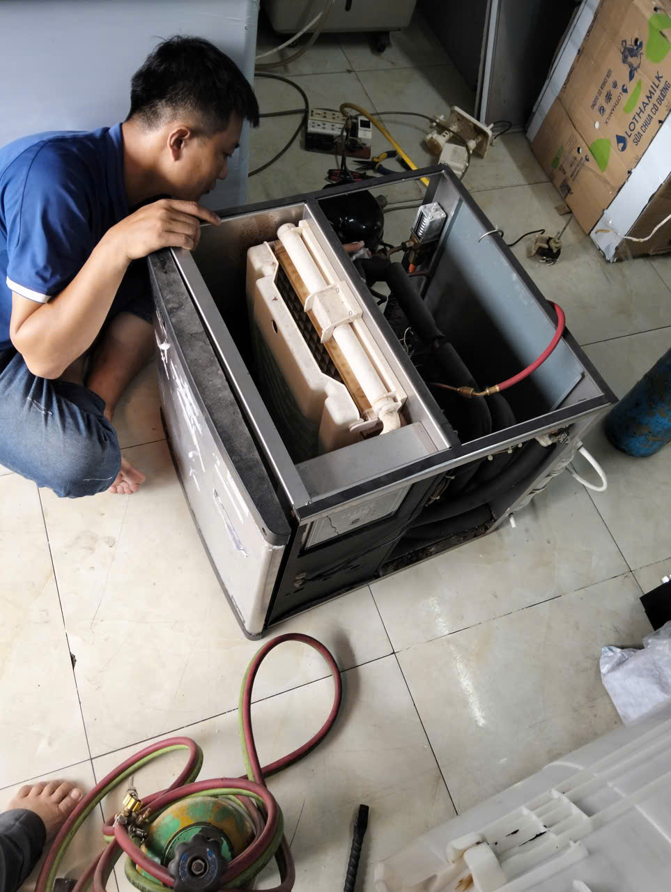 Sửa máy làm đá viên Snooker
